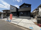  新築一戸建て