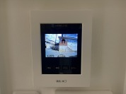 【モニター付きインターホン】