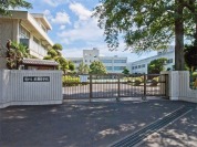 根郷小学校