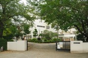 志津小学校