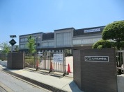 八千代中学校