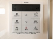 【給湯器リモコン】