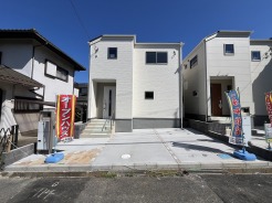 閑静な住宅街・完成いたしました。