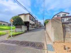 ■前面道路5ｍ、緑豊かな閑静な住宅！