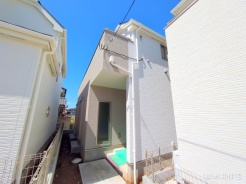 千葉市花見川区幕張町２丁目