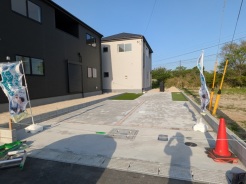☆永和住宅の現地販売会♪
信頼と安心の永和住宅。あなたの新しい一歩をサポートします。  
購入費用やローンの支払いに対する相談も承ります！ お気軽にお問い合わせください。