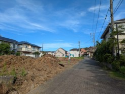 前面道路含み現地写真
南側5.01ｍ公道・東側9.56ｍ公道
