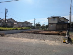 現地でしかわからない事もたくさんございますので、ぜひご自身で確認してみてください。周辺環境なども一緒にご案内いたします。お気軽にお問合せください♪
