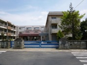 臼井小学校